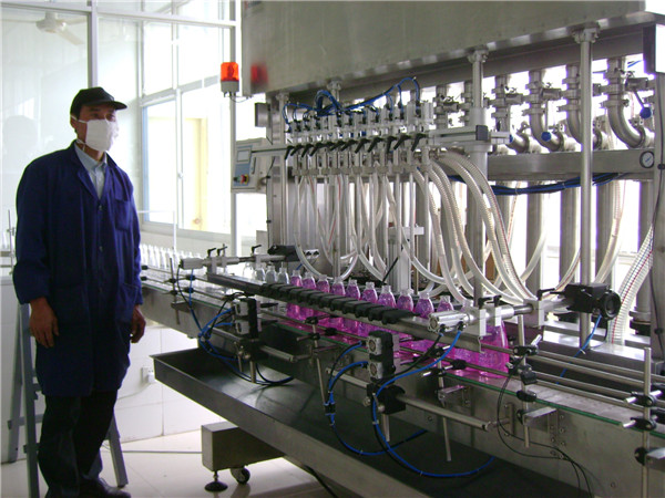 دستگاه پر کردن مایع بطری