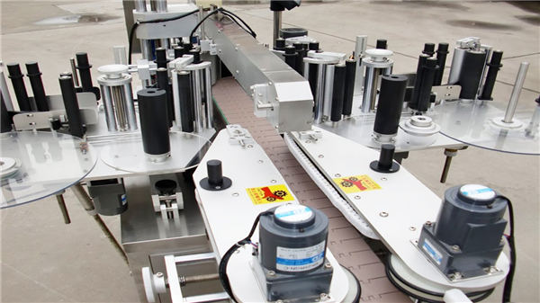 اتومبیل های برچسب قوطی بطری جلو و عقب اتوماتیک